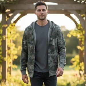 Cat & Jack Men's Gray Camouflage Jacket